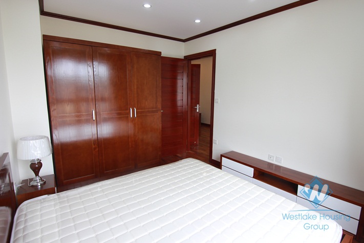 Good quality apartment with 02 bedrooms for rent in Truc Bach area, Ba Dinh District